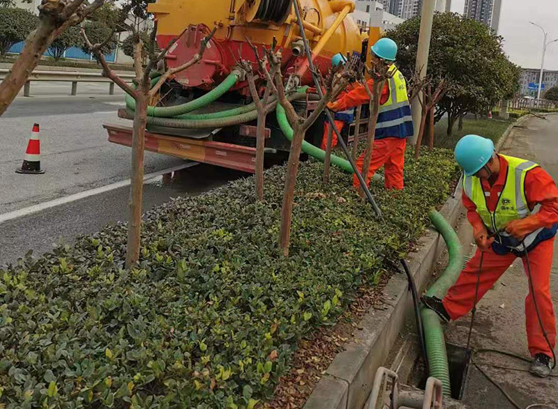 群英乡市政管道清淤